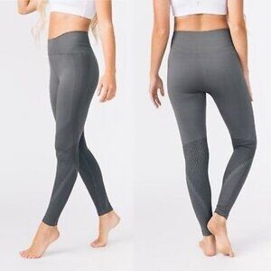 ZYIA size XS Active Grid Performance Leggings NWOT  Women's